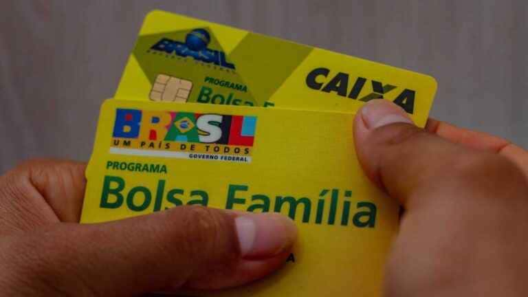 Quem recebe Bolsa Família pode ter veículo no nome? Entenda as regras