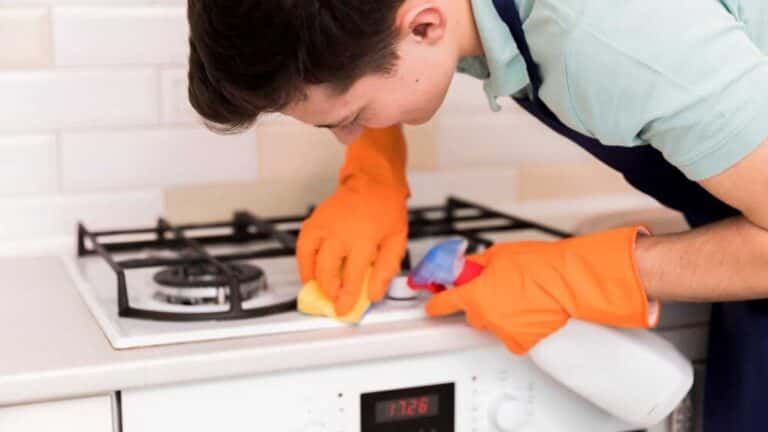 Como limpar a parte externa do fogão sem riscar: 3 truques para uma cozinha brilhante
