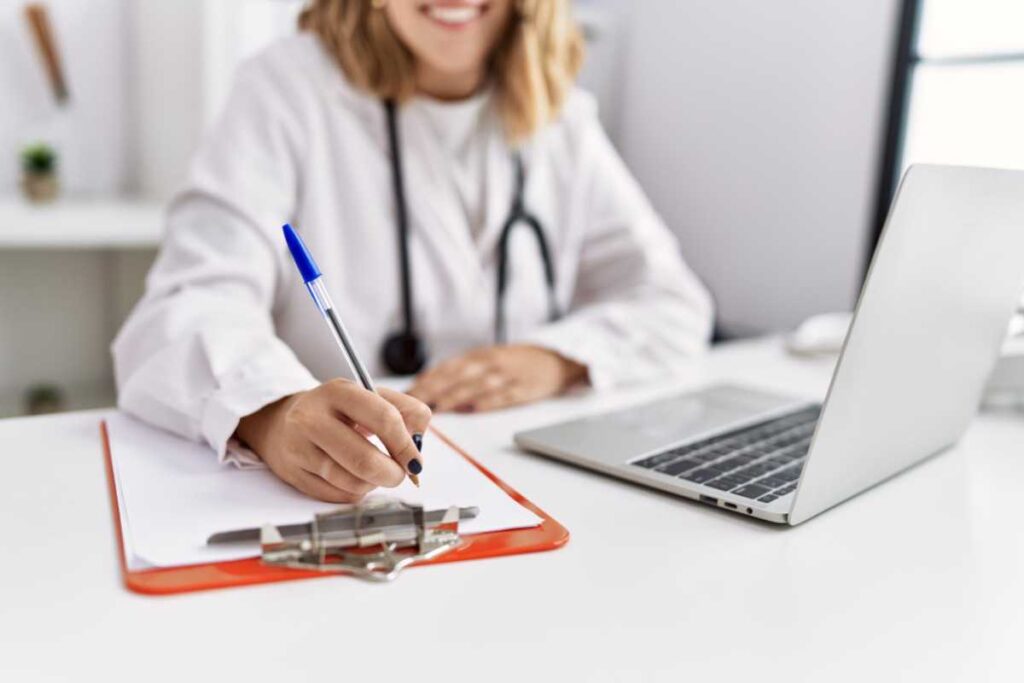 Como escolher a especialidade ideal durante a preparação para a residência